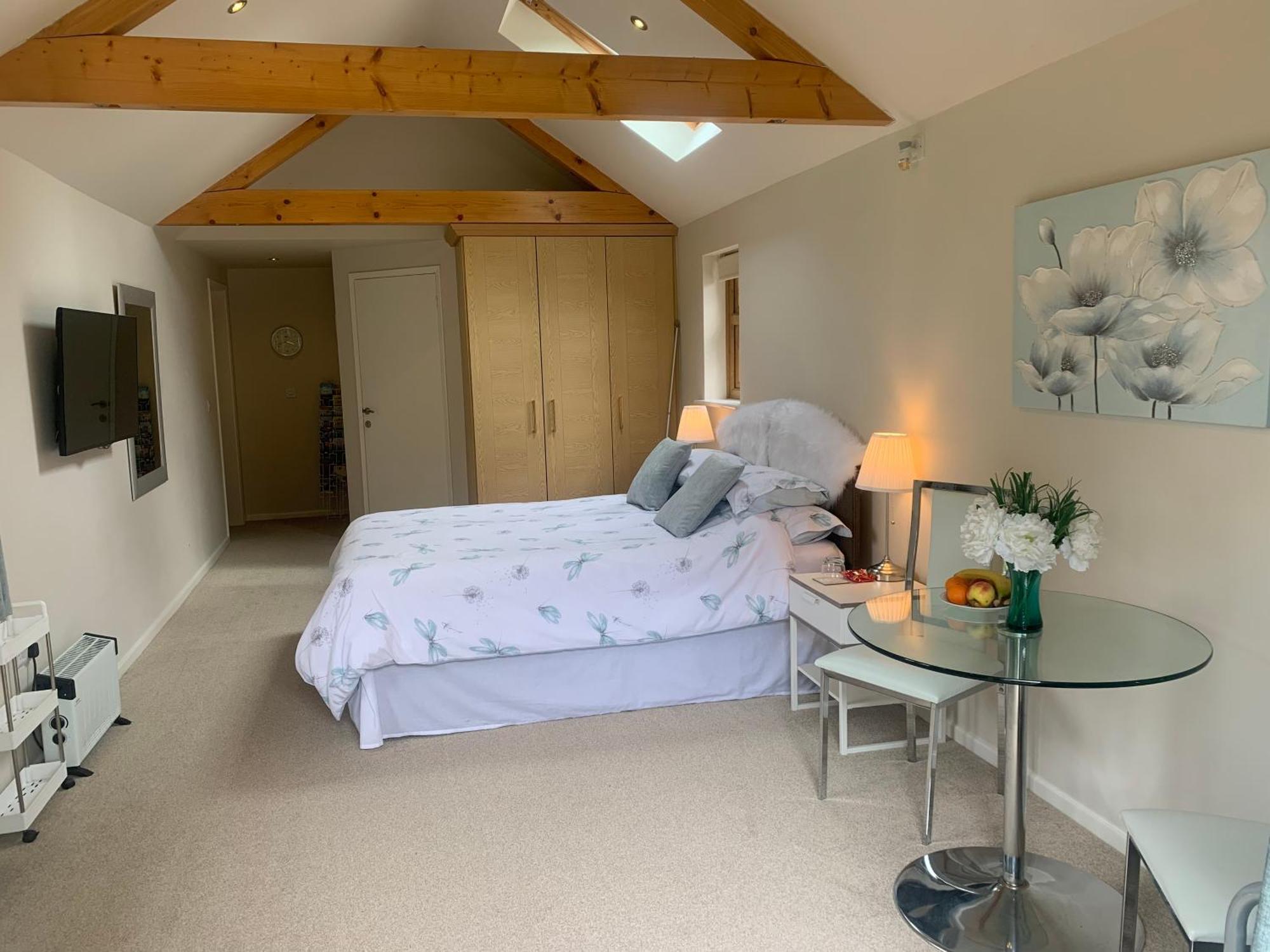 Old Ningwood Station Bed & Breakfast, Ningwood, Isle Of Wight Po41 0Tg Brook  Екстериор снимка