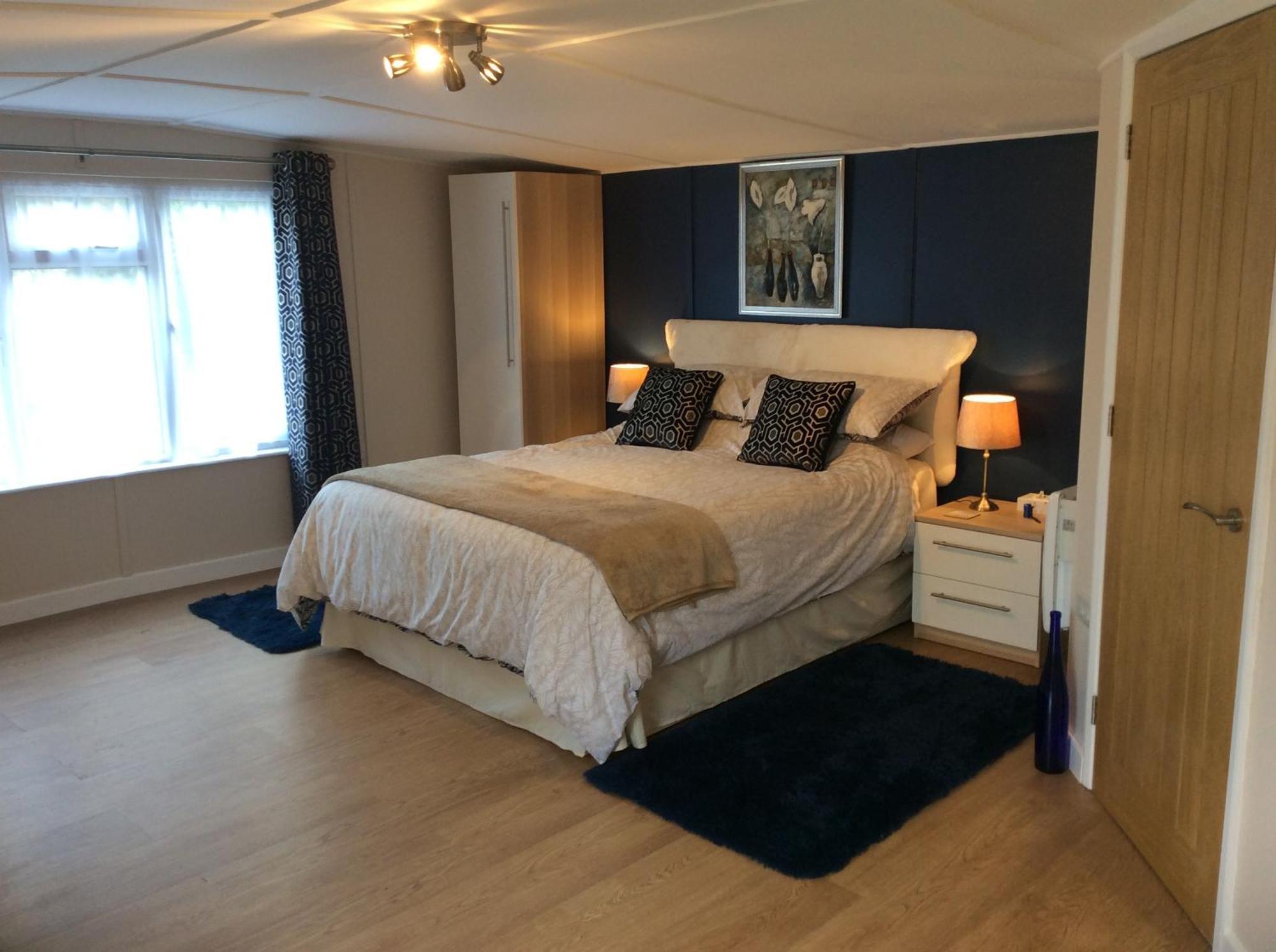 Old Ningwood Station Bed & Breakfast, Ningwood, Isle Of Wight Po41 0Tg Brook  Екстериор снимка